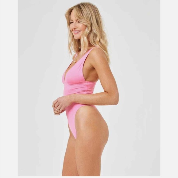 NWT l*space Guava Pink Katie’s One Piece Size XS - Picture 2 of 8